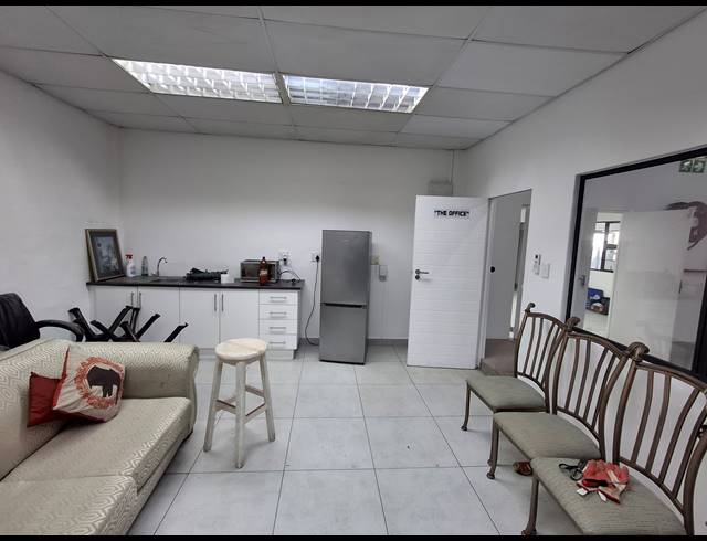 991M² WAREHOUSE TO LET IN ARCADIA